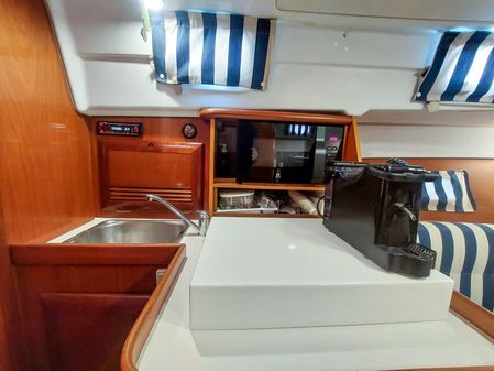 Beneteau Ombrine 800 image