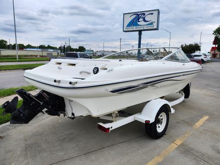 Bayliner 215-CAPRI image