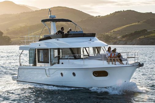 Beneteau SWIFT-TRAWLER-41-FLY image