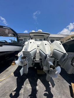 Sea Ray Sundancer 320 Coupe OB image
