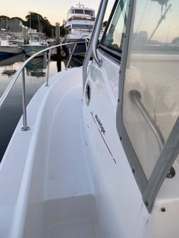 Boston-whaler 285-OUTRAGE-CUDDY image