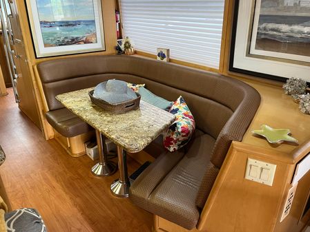 Hatteras 74 Sport Deck Motor Yacht image