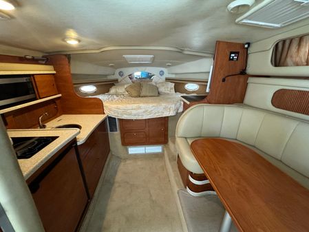 Rinker 342 Fiesta Vee image