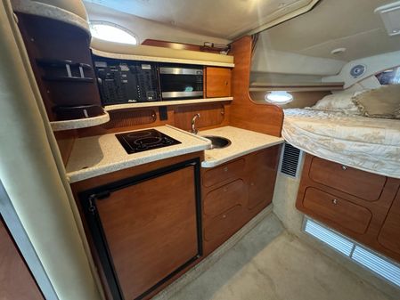 Rinker 342 Fiesta Vee image