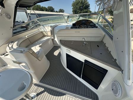 Rinker 342 Fiesta Vee image