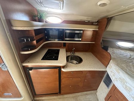 Rinker 342 Fiesta Vee image