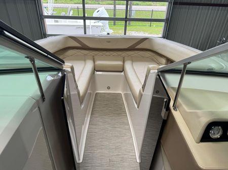 Regal 26-FASDECK image