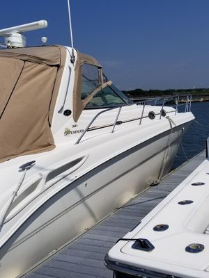 Sea Ray 38 Sundancer - main image