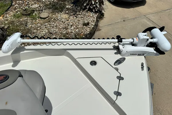 Ranger 2510 Bay Ranger image