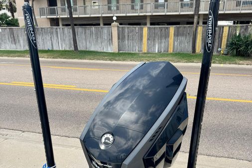 Ranger 2510 Bay Ranger image