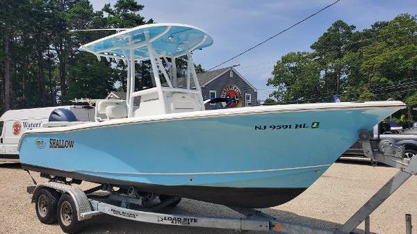 Sea Hunt Ultra 225 