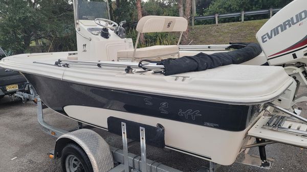 Sea Chaser 19 Carolina Skiff