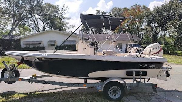 Sea Chaser 19 Carolina Skiff
