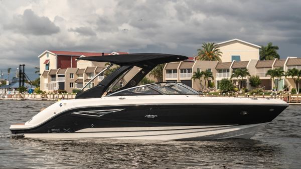 Sea Ray 250 SLX