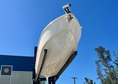 Everglades 253-CENTER-CONSOLE image