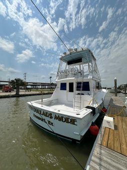 Hatteras 46-CONVERTIBLE-SPORTFISHERMAN image