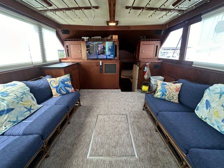 Hatteras 46-CONVERTIBLE-SPORTFISHERMAN image