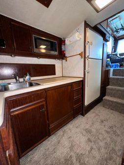 Hatteras 46-CONVERTIBLE-SPORTFISHERMAN image