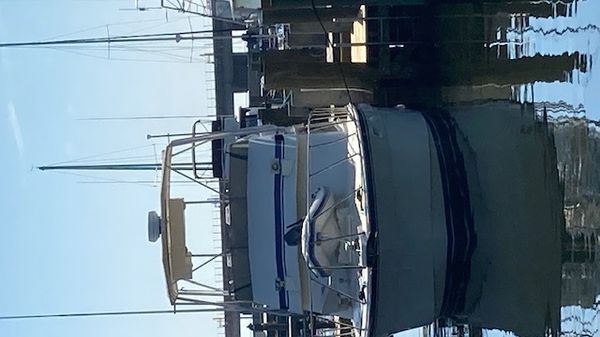 Hatteras Convertible
