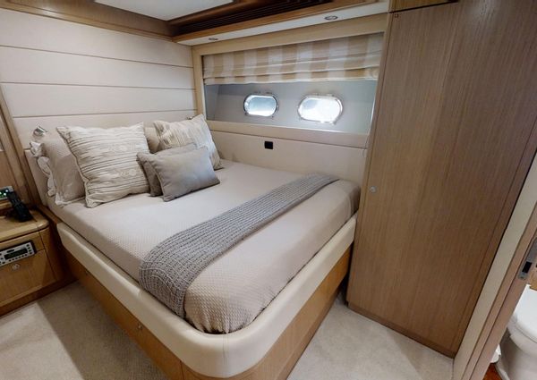 Ferretti Yachts 881 RPH image