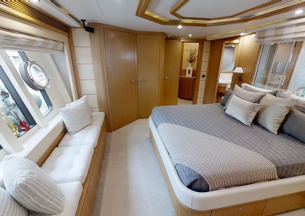 Ferretti Yachts 881 RPH image