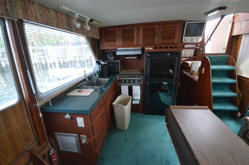 Tollycraft 40-TRI-CABIN-MY image