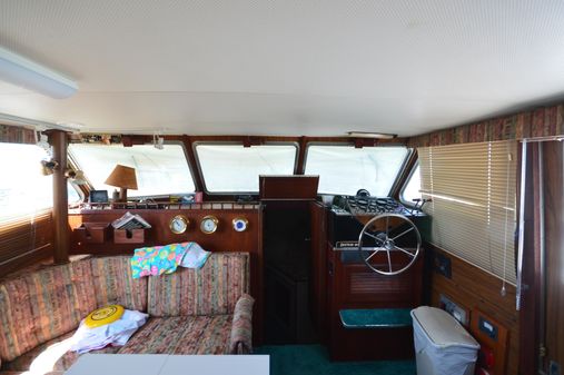 Tollycraft 40-TRI-CABIN-MY image