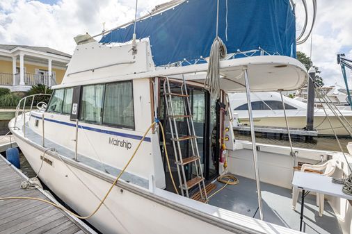 Mainship 34 image