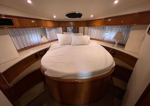 Carver 396 Motor Yacht image