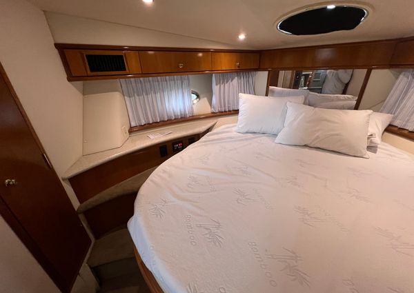 Carver 396 Motor Yacht image