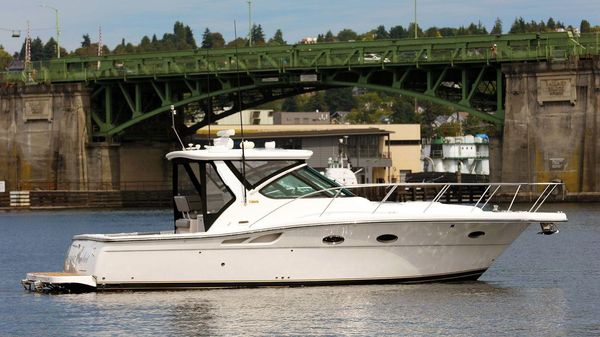 Tiara Yachts 3200 Open
