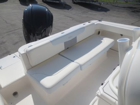 Robalo R222EX image