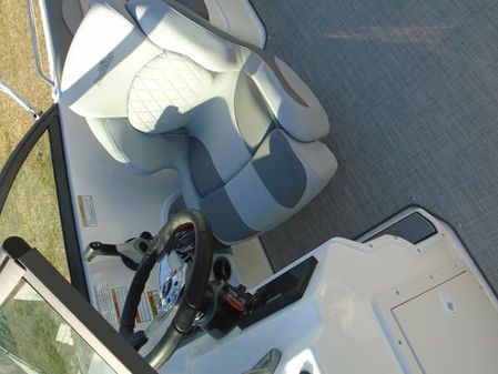 Nauticstar 203DC image