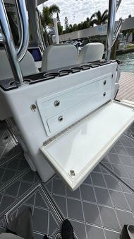 Front-runner 36-CENTER-CONSOLE image