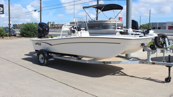 Mako Pro Skiff 17 CC