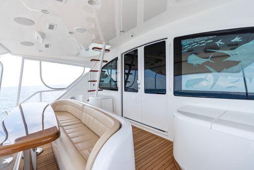 Viking 92 Skybridge image