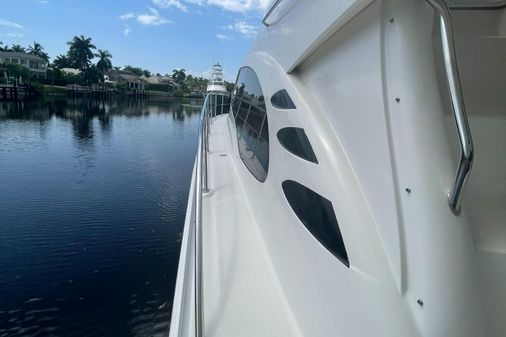 Sea Ray 420 Sedan Bridge image