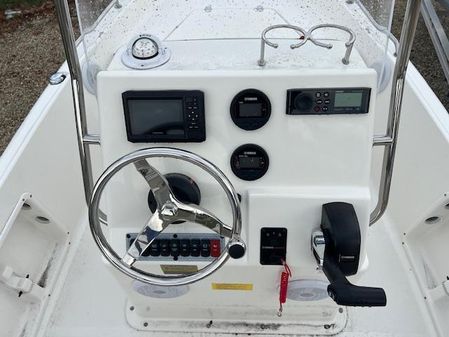 Key-west 1720-CENTER-CONSOLE image