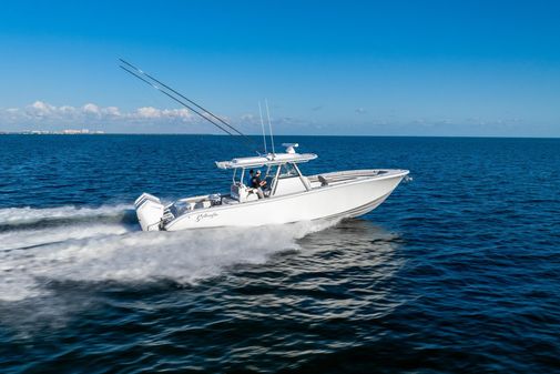 Yellowfin 39 image