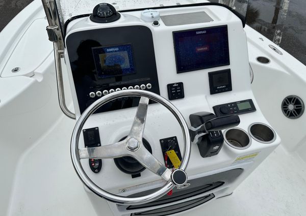 Sea-pro 208-BAY image