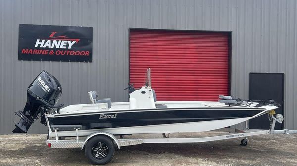 Excel Stalker 2072 Center Console
