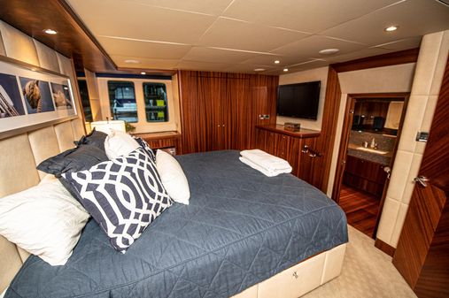 Ocean-alexander 72-PILOTHOUSE image