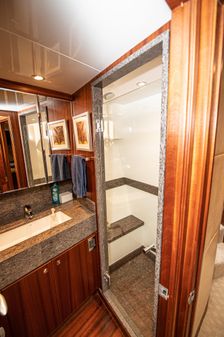 Ocean-alexander 72-PILOTHOUSE image