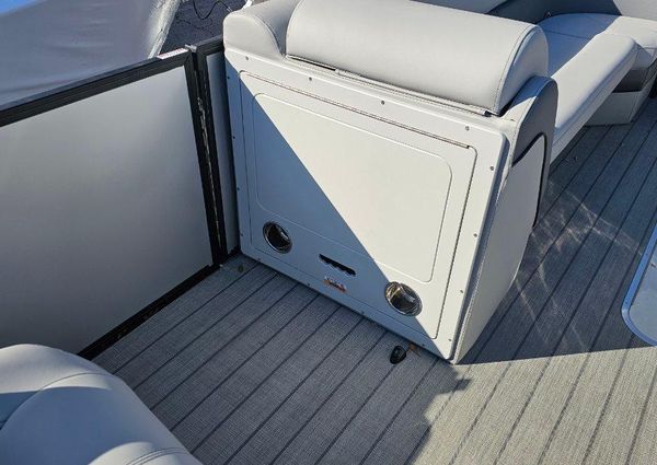 Bentley-pontoons ELITE-253-ADMIRAL image