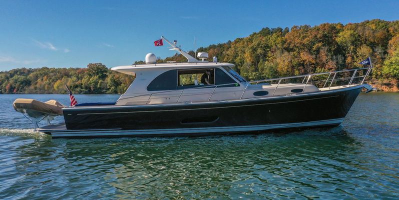 Grand Banks 44 Eastbay - main image
