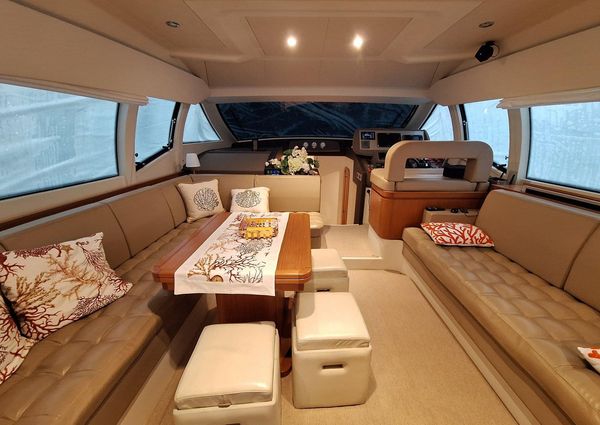 Ferretti Yachts 530 image