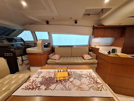 Ferretti Yachts 530 image