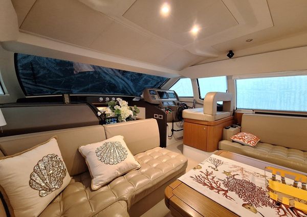 Ferretti Yachts 530 image