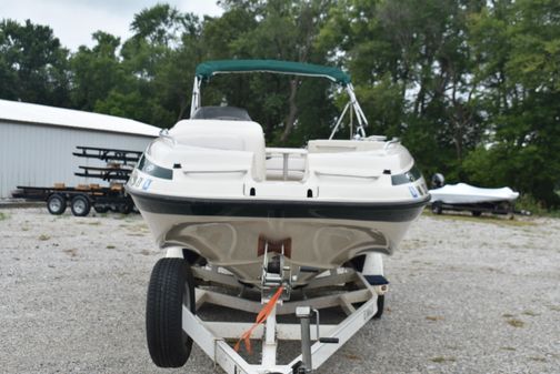 Crownline 238DB image