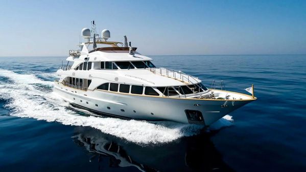 Benetti 120 image